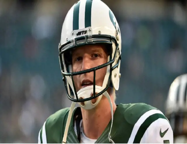 Both bother, Matt Simms and Chris Simms share the same interest in the sport