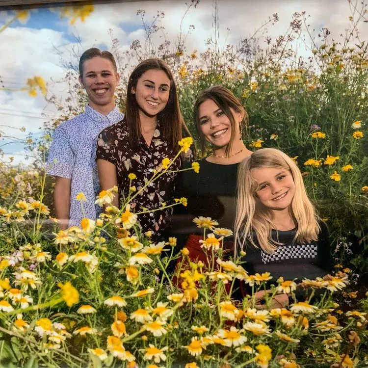 Chimene's kids Chloe, Emilio, Emmi and Channing surrounded by flowers as they spend some family time in New Year 2020