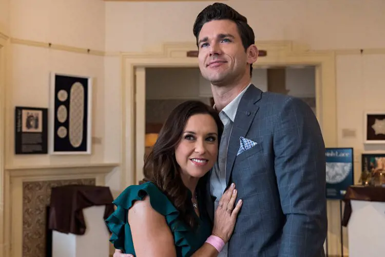 The Wedding Veil Expectations stars Lacey Chabert and Kevin McGarry as Avery and Peter