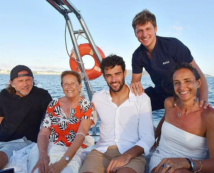 [from left] Luca, Lucia, Matteo, Jacopo and Claudia enjoy a family time and go for a boating in Rio de Janeiro in 2022