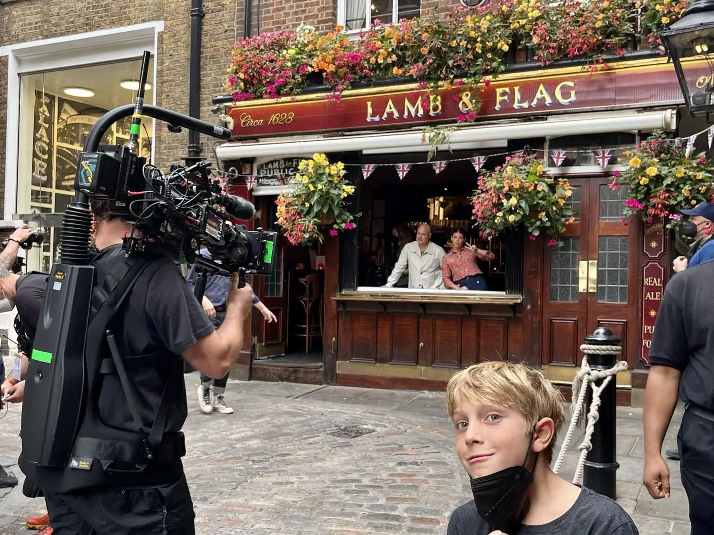Mateo Lev sneaks at the sets of Top Chef Of London during the filming on August 22, 2022