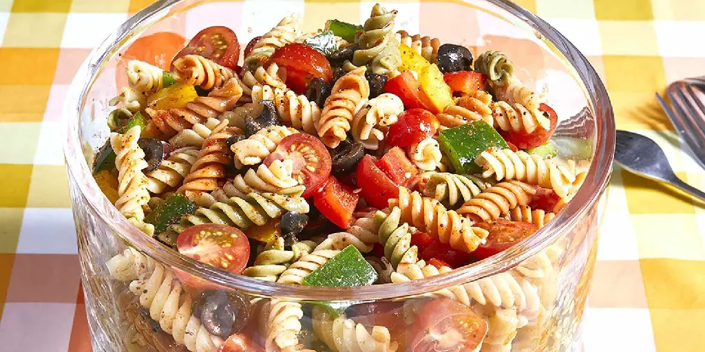 This pasta salad recipe will be right for a hiking as well