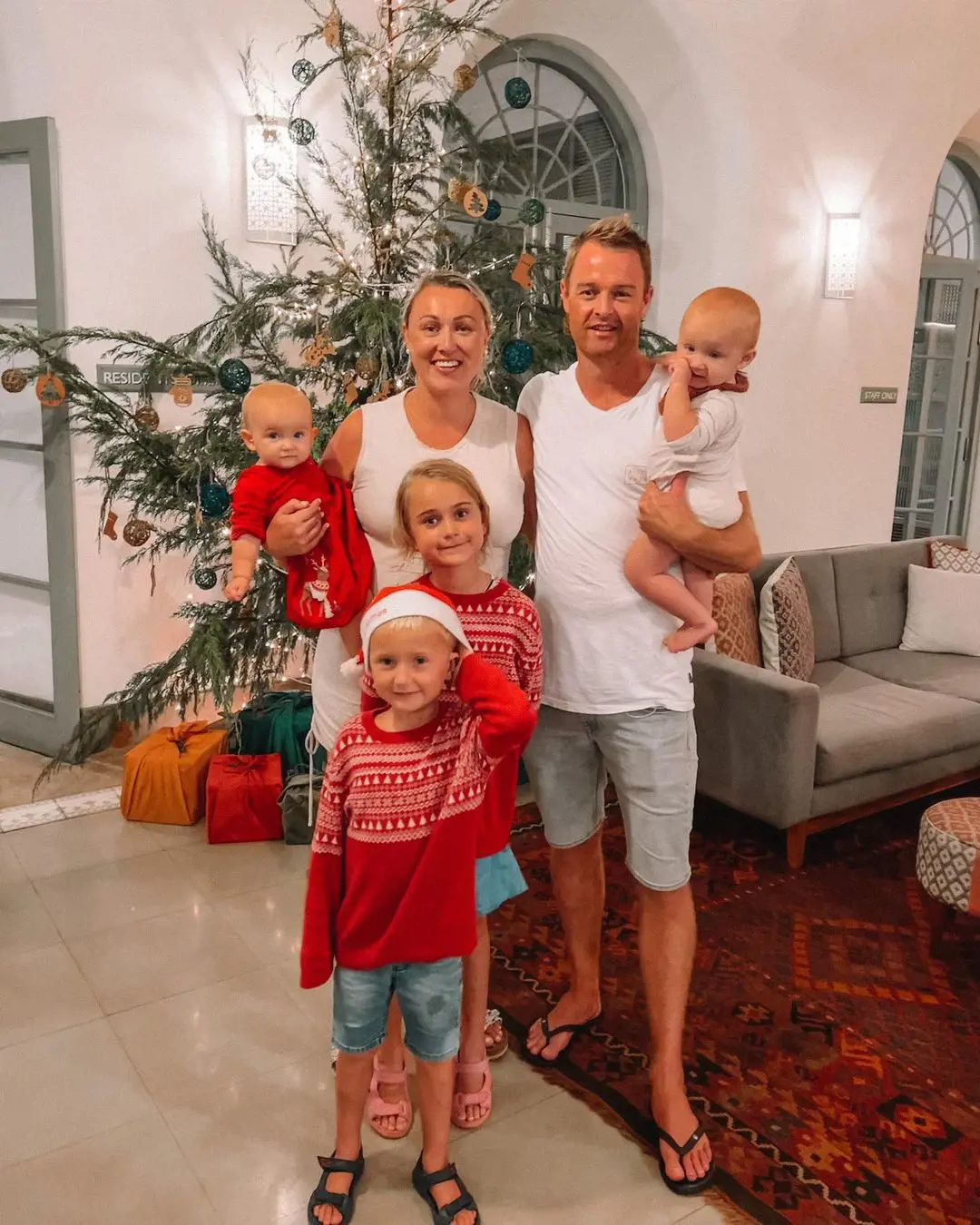 Travel Mad Mum Karen celebrates Christmas with her family; Shaun, Esmé, Quinn, Fíonn and Fern, at Galle Fort in Sri Lanka.